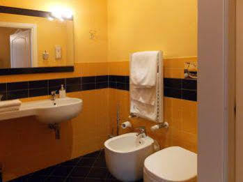 B&B Cesena5 Mediolan Zewnętrze zdjęcie